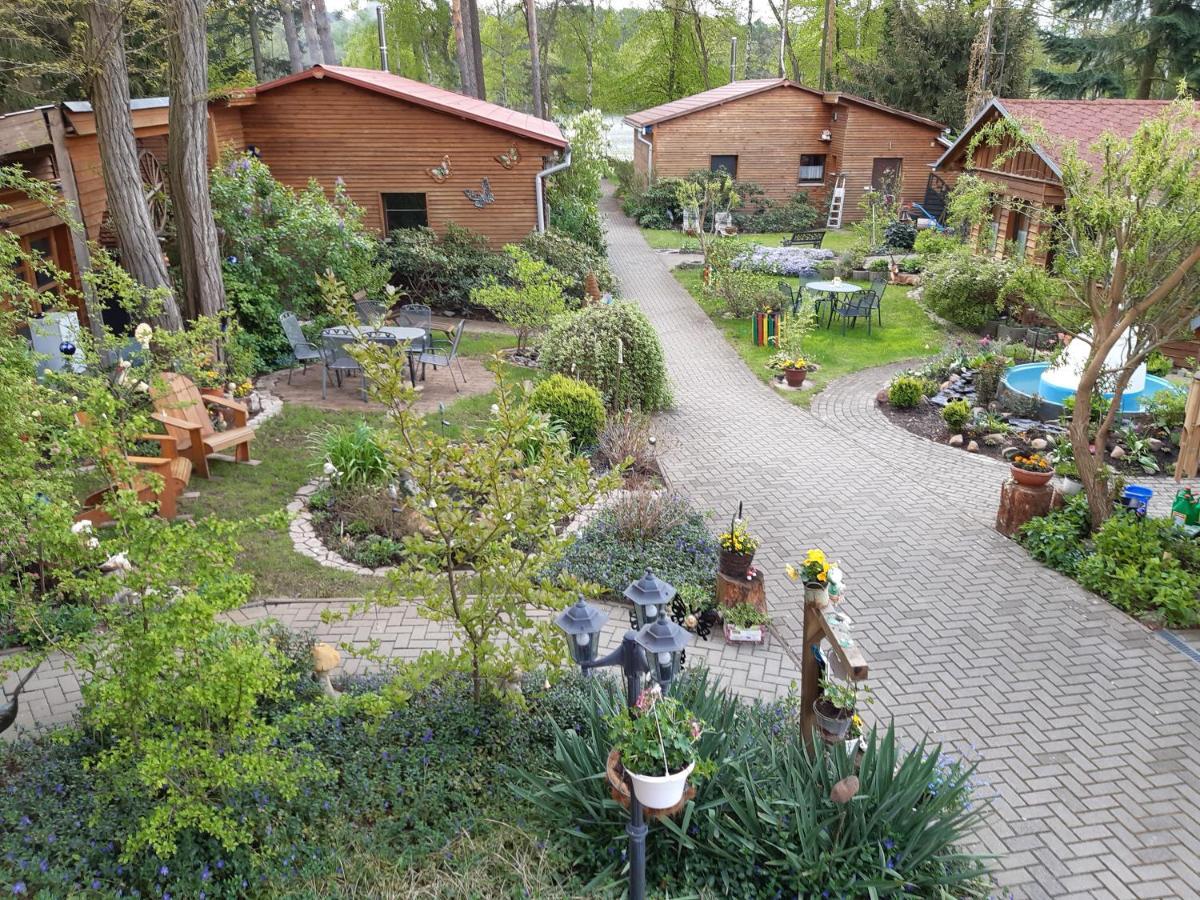 Monikas Gaestehaeuser Seeblick ฮิมเมลพ์ฟอร์ท ภายนอก รูปภาพ