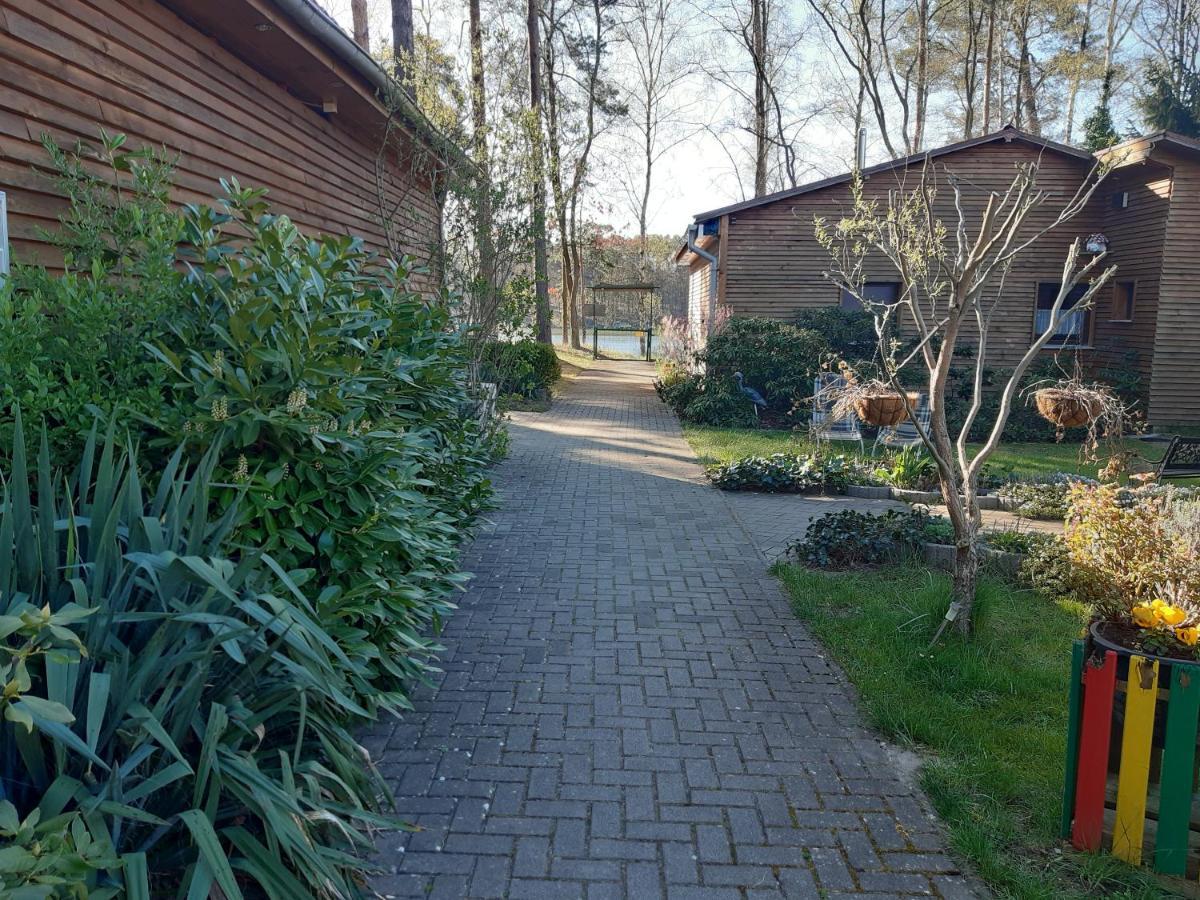 Monikas Gaestehaeuser Seeblick ฮิมเมลพ์ฟอร์ท ภายนอก รูปภาพ